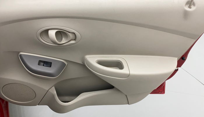 2014 Datsun Go T, Petrol, Manual, 28,310 km, Driver Side Door Panels Control