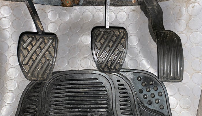 2014 Datsun Go T, Petrol, Manual, 28,310 km, Pedals