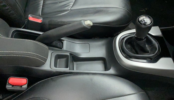 2017 Honda WR-V 1.2L I-VTEC VX MT, Petrol, Manual, 25,740 km, Gear Lever