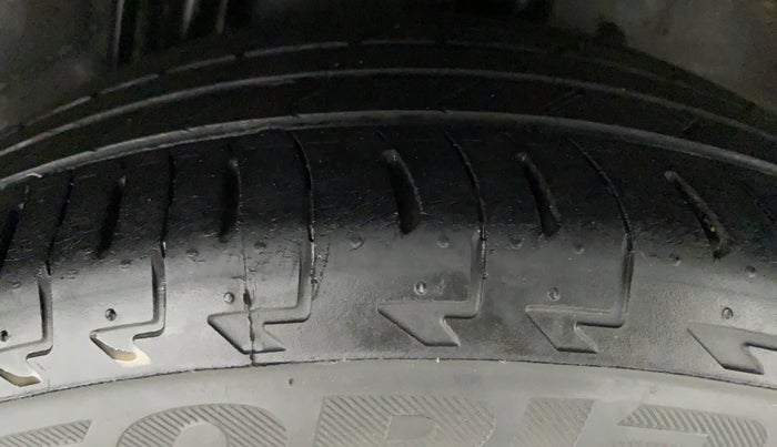 2017 Honda WR-V 1.2L I-VTEC VX MT, Petrol, Manual, 25,740 km, Left Rear Tyre Tread