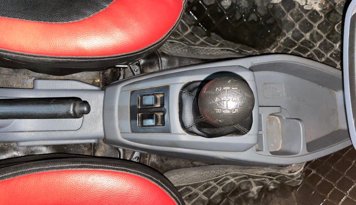 2015 Maruti Alto 800 LXI, Petrol, Manual, 66,585 km, Gear Lever