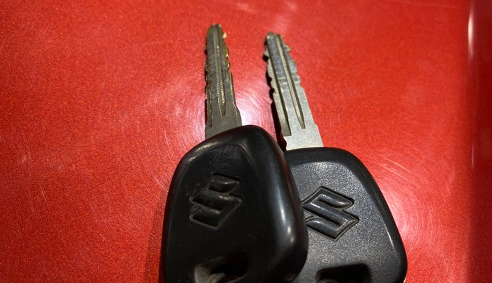 2015 Maruti Alto 800 LXI, Petrol, Manual, 66,585 km, Key Close Up