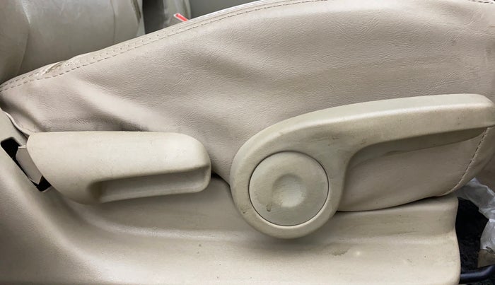 2022 Maruti Ciaz ZETA 1.5 SHVS MT PETROL, Petrol, Manual, 53,025 km, Driver Side Adjustment Panel