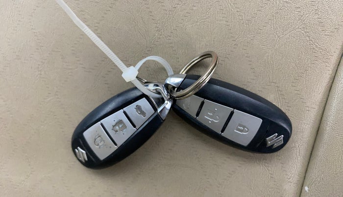 2022 Maruti Ciaz ZETA 1.5 SHVS MT PETROL, Petrol, Manual, 53,025 km, Key Close Up