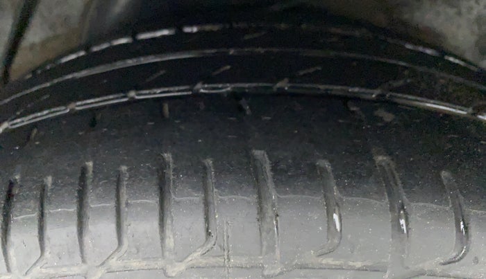 2014 Hyundai Verna FLUIDIC 1.6 VTVT SX AT, Petrol, Automatic, 42,047 km, Left Rear Tyre Tread