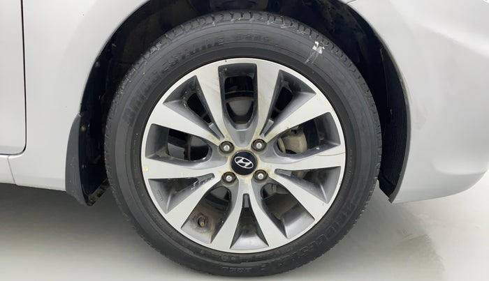 2014 Hyundai Verna FLUIDIC 1.6 VTVT SX AT, Petrol, Automatic, 42,047 km, Right Front Wheel