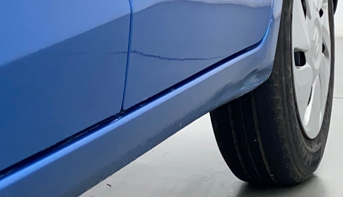 2015 Maruti Celerio VXI d, Petrol, Manual, 11,087 km, Left running board - Slightly dented