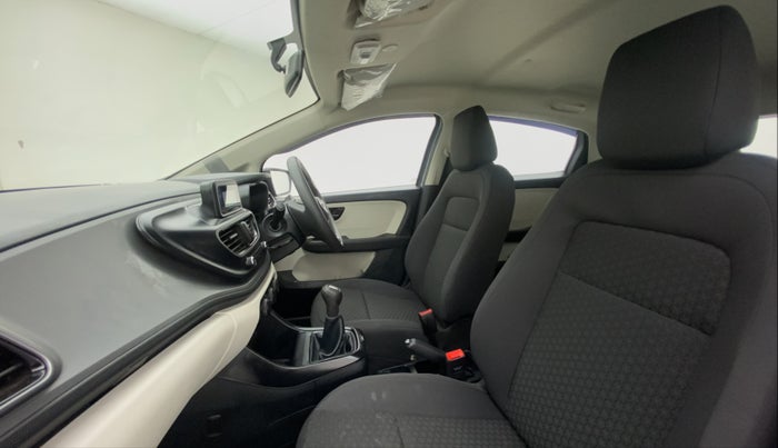 2021 Tata ALTROZ XE 1.2, Petrol, Manual, 1,253 km, Right Side Front Door Cabin