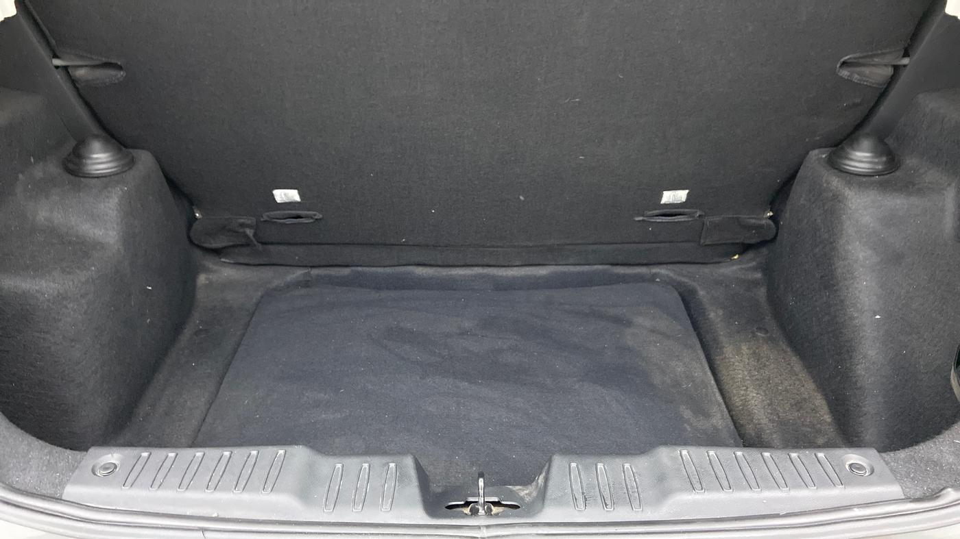 2021 Tata ALTROZ XE 1.2, Petrol, Manual, 1,253 km, Boot Inside