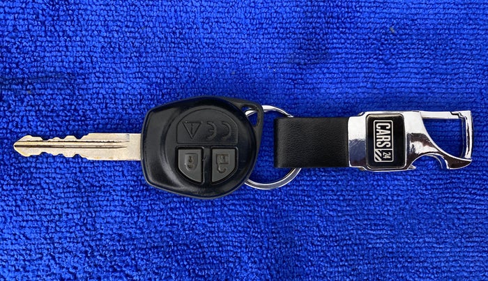 2020 Maruti Swift VXI, Petrol, Manual, 57,349 km, Key Close Up