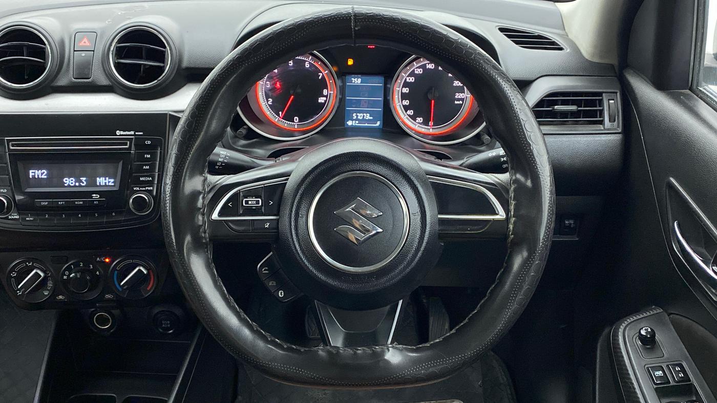 2020 Maruti Swift VXI, Petrol, Manual, 57,349 km, Steering Wheel Close Up