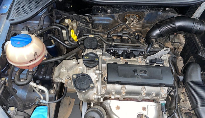 2016 Volkswagen Ameo HIGHLINE1.2L, Petrol, Manual, 68,683 km, Engine View - Right