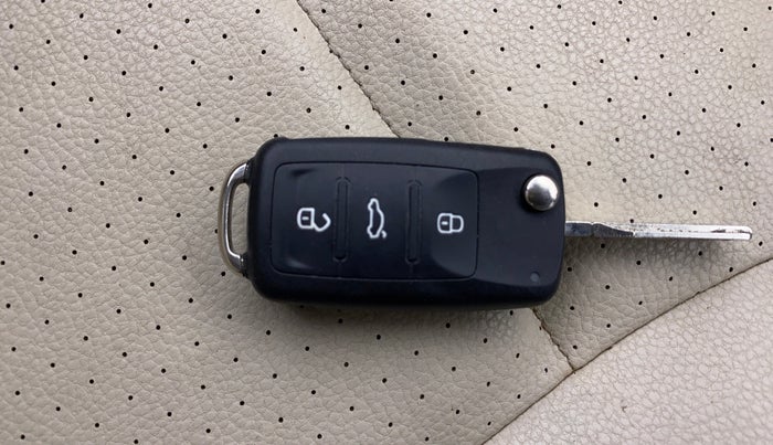 2019 Skoda Rapid STYLE 1.6 MPI AT, Petrol, Automatic, 49,097 km, Key Close Up