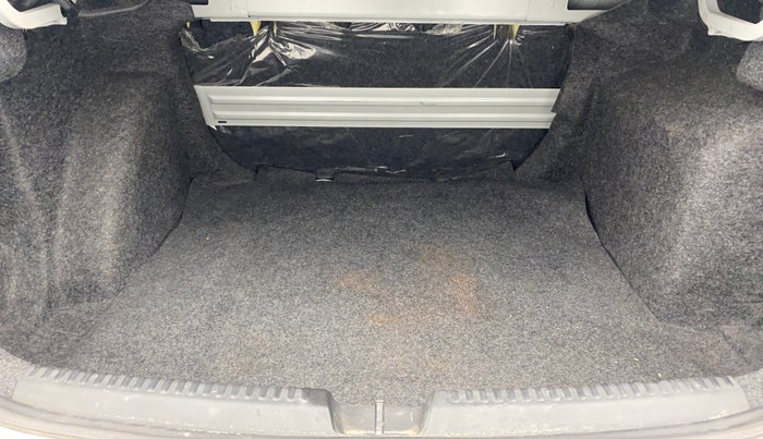 2019 Skoda Rapid STYLE 1.6 MPI AT, Petrol, Automatic, 49,097 km, Boot Inside