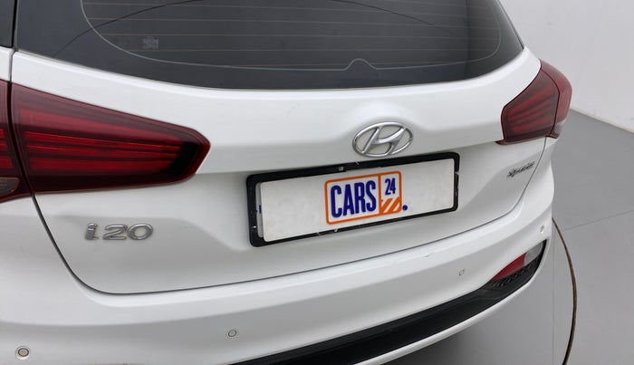 2019 Hyundai Elite i20 SPORTZ PLUS 1.2, Petrol, Manual, 52,314 km, Dicky (Boot door) - Slightly dented