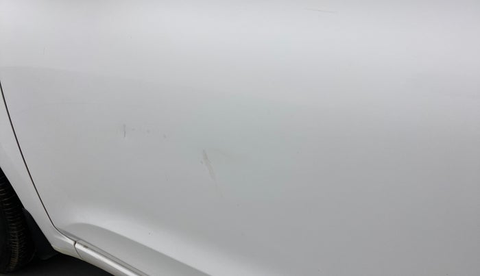 2019 Hyundai Elite i20 SPORTZ PLUS 1.2, Petrol, Manual, 52,314 km, Front passenger door - Minor scratches