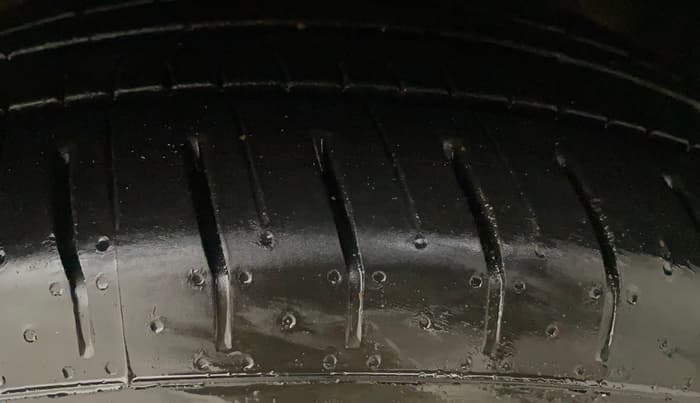 2019 KIA SELTOS HTX 1.5 PETROL, Petrol, Manual, 71,857 km, Right Front Tyre Tread