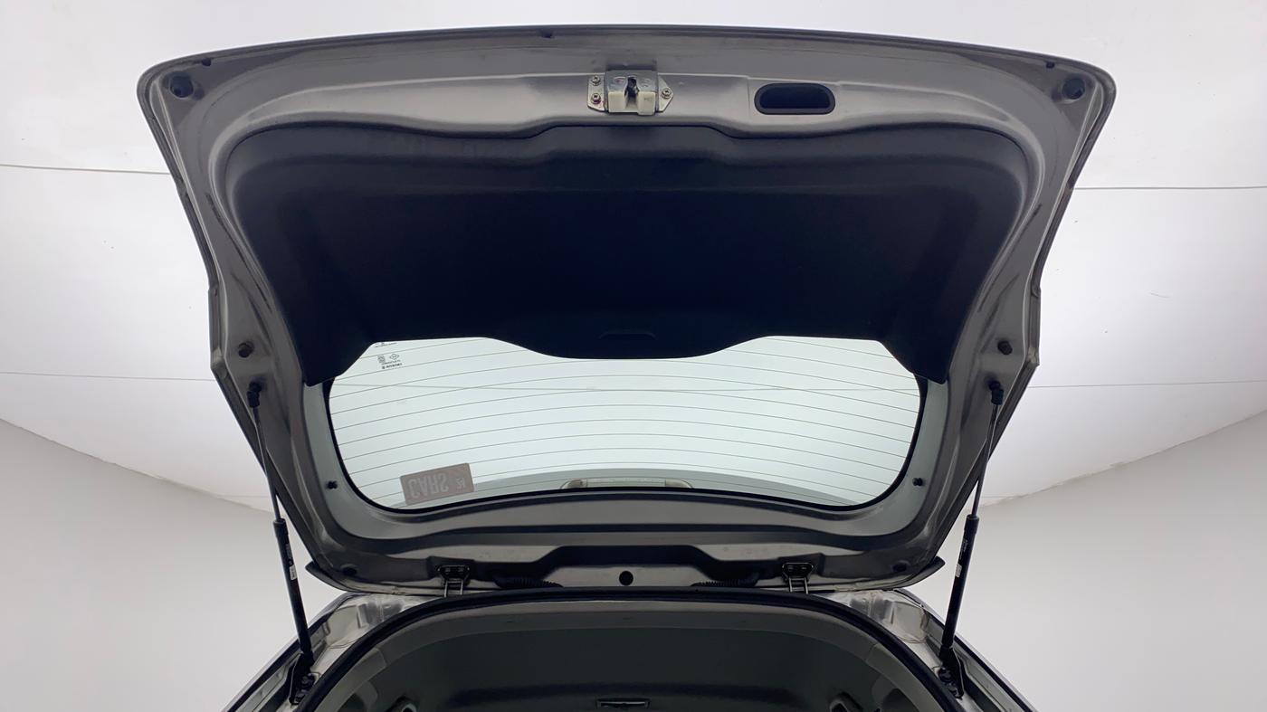 2016 Maruti Vitara Brezza ZDI, Diesel, Manual, 92,357 km, Boot Door Open