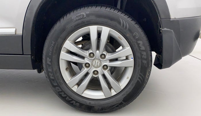 2016 Maruti Vitara Brezza ZDI, Diesel, Manual, 92,357 km, Left Rear Wheel