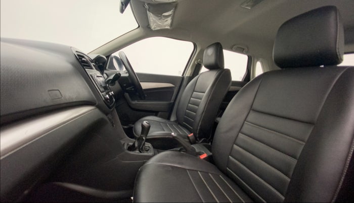 2016 Maruti Vitara Brezza ZDI, Diesel, Manual, 92,357 km, Right Side Front Door Cabin