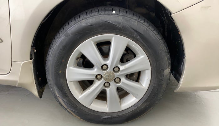 2012 Toyota Corolla Altis G AT, Petrol, Automatic, 91,323 km, Right Front Wheel