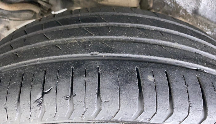 2012 Toyota Corolla Altis G AT, Petrol, Automatic, 91,323 km, Left Rear Tyre Tread