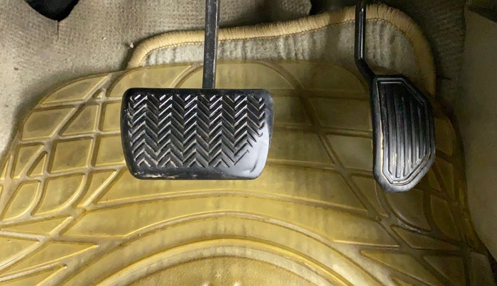 2012 Toyota Corolla Altis G AT, Petrol, Automatic, 91,323 km, Pedals