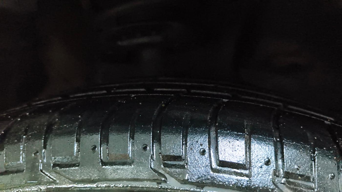 2020 MG HECTOR SHARP 1.5 DCT PETROL, Petrol, Automatic, 85,043 km, Right Front Tyre Tread