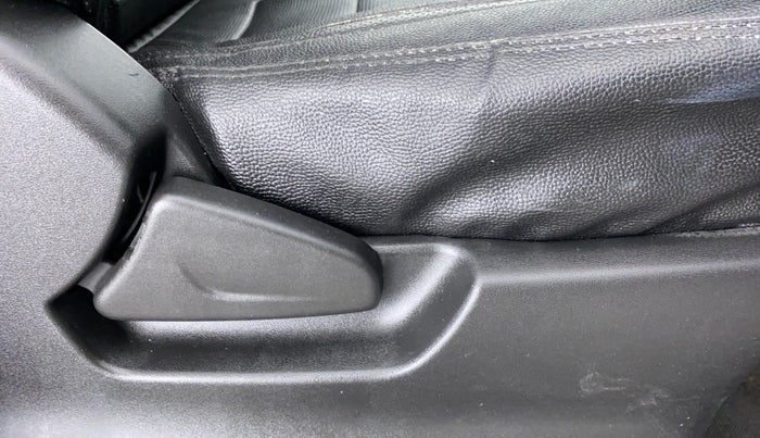 2019 Datsun Redi Go A, Petrol, Manual, 17,671 km, Driver Side Adjustment Panel