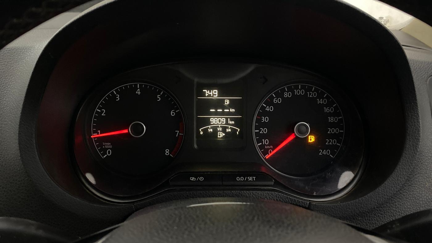2016 Volkswagen Ameo HIGHLINE1.2L, Petrol, Manual, 98,069 km, Odometer Image