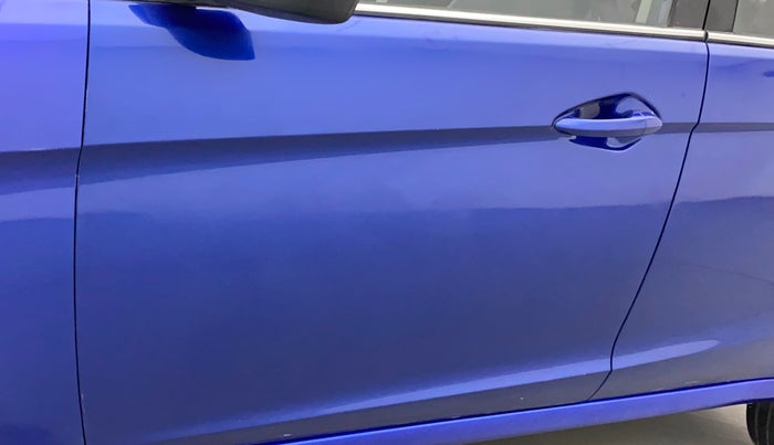 2015 Tata Zest XMA F-TRONIC DIESEL, Diesel, Automatic, 1,16,242 km, Front passenger door - Paint has faded