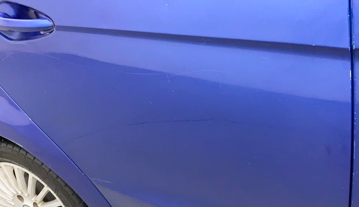 2015 Tata Zest XMA F-TRONIC DIESEL, Diesel, Automatic, 1,16,242 km, Right rear door - Slightly dented