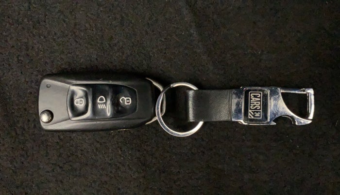 2015 Tata Zest XMA F-TRONIC DIESEL, Diesel, Automatic, 1,16,242 km, Key Close Up