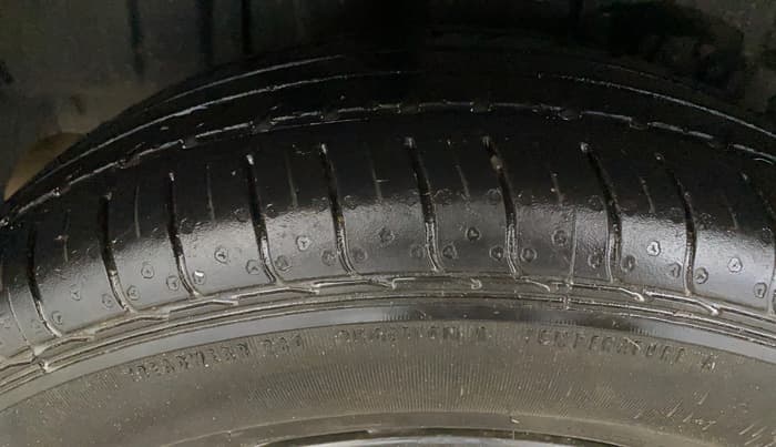 2020 Maruti XL6 ZETA AT, Petrol, Automatic, 78,024 km, Right Rear Tyre Tread