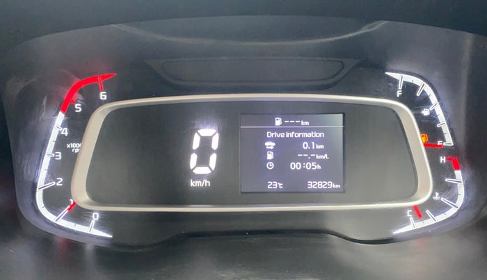 2021 KIA SONET HTK PLUS 1.5, Diesel, Manual, 32,828 km, Odometer Image