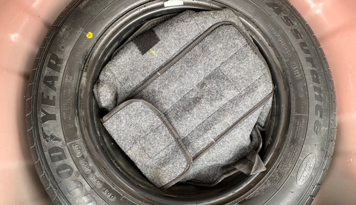 2021 KIA SONET HTK PLUS 1.5, Diesel, Manual, 32,828 km, Spare Tyre