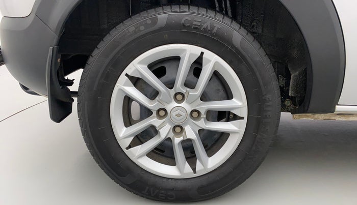 2022 Renault TRIBER RXT, Petrol, Manual, 39,317 km, Right Rear Wheel