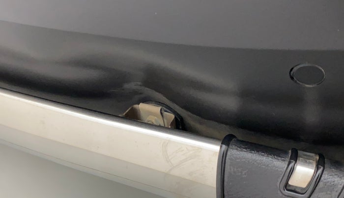 2022 Renault TRIBER RXT, Petrol, Manual, 39,317 km, Rear bumper - Slightly dented