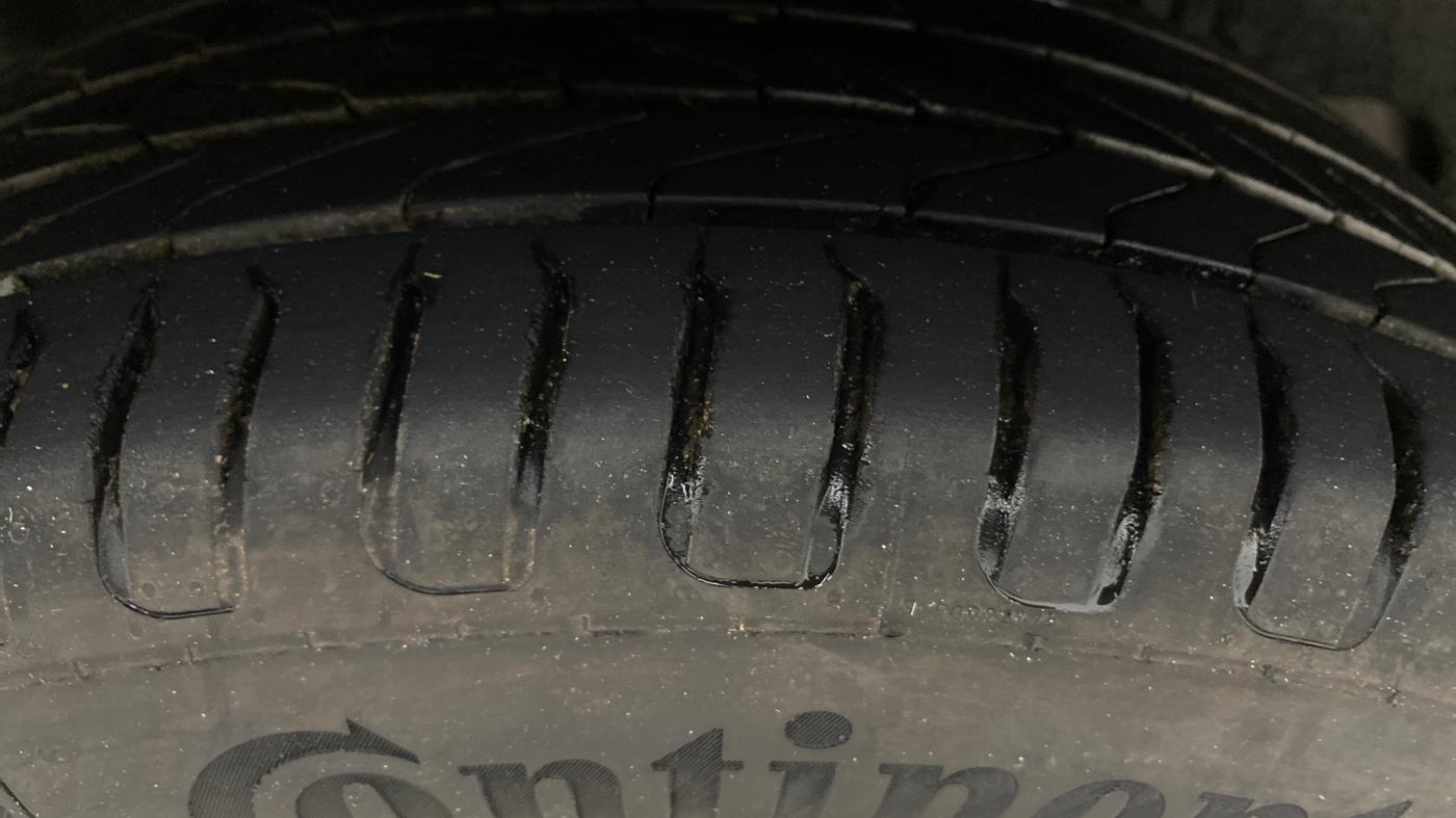 2018 Maruti Swift ZXI AMT, Petrol, Automatic, 73,679 km, Right Rear Tyre Tread