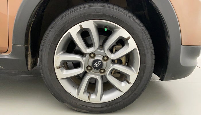 2015 Hyundai i20 Active 1.2 SX, Petrol, Manual, 95,852 km, Right Front Wheel