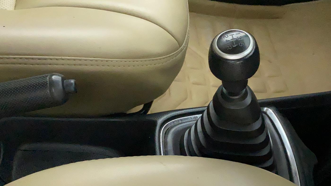 2019 Honda Amaze 1.5L I-DTEC V, Diesel, Manual, 68,763 km, Gear Lever