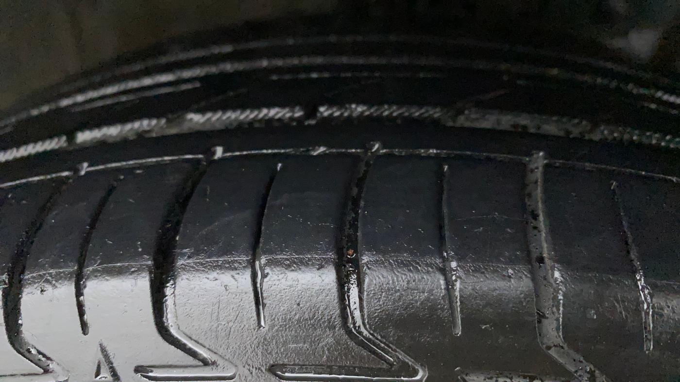 2019 Honda Amaze 1.5L I-DTEC V, Diesel, Manual, 68,763 km, Right Front Tyre Tread
