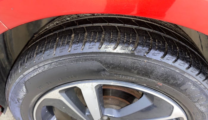 2021 Tata ALTROZ XZ I-TURBO PETROL, Petrol, Manual, 24,564 km, Left Front Tyre Tread