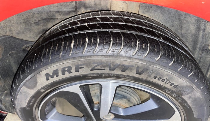 2021 Tata ALTROZ XZ I-TURBO PETROL, Petrol, Manual, 24,564 km, Left Rear Tyre Tread