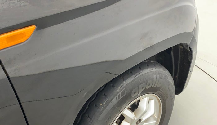 2018 Mahindra TUV300 T8 AMT, Diesel, Automatic, 59,701 km, Right fender - Slightly dented