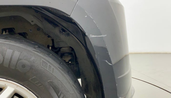 2018 Mahindra TUV300 T8 AMT, Diesel, Automatic, 59,701 km, Front bumper - Minor scratches