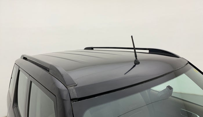 2018 Mahindra TUV300 T8 AMT, Diesel, Automatic, 59,701 km, Roof