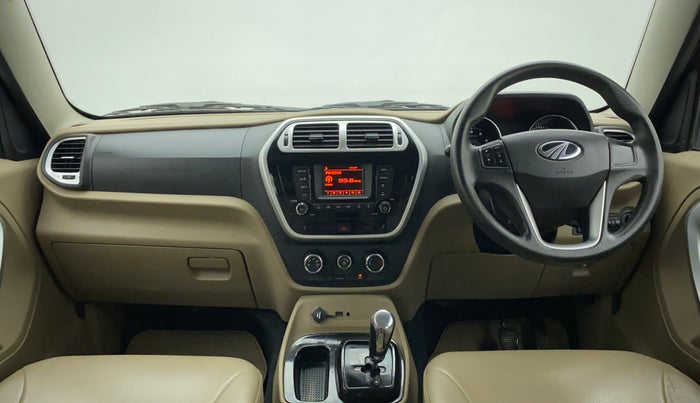 2018 Mahindra TUV300 T8 AMT, Diesel, Automatic, 59,701 km, Dashboard