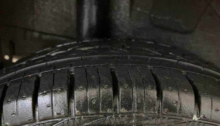 2020 Maruti S PRESSO VXI AMT, Petrol, Automatic, 24,199 km, Right Rear Tyre Tread