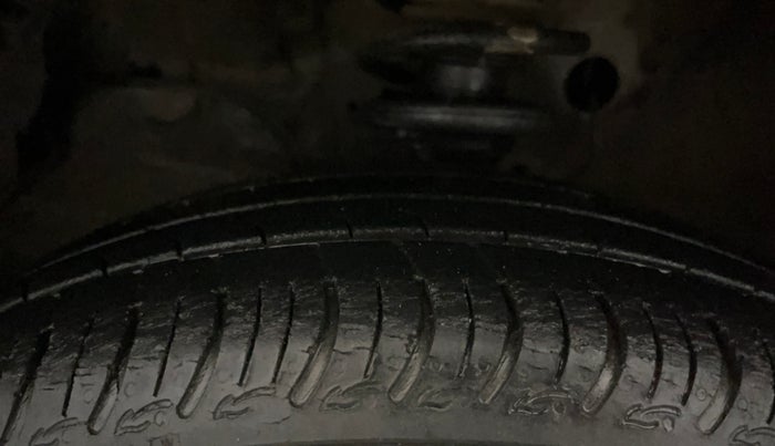 2020 Maruti S PRESSO VXI AMT, Petrol, Automatic, 24,199 km, Left Front Tyre Tread